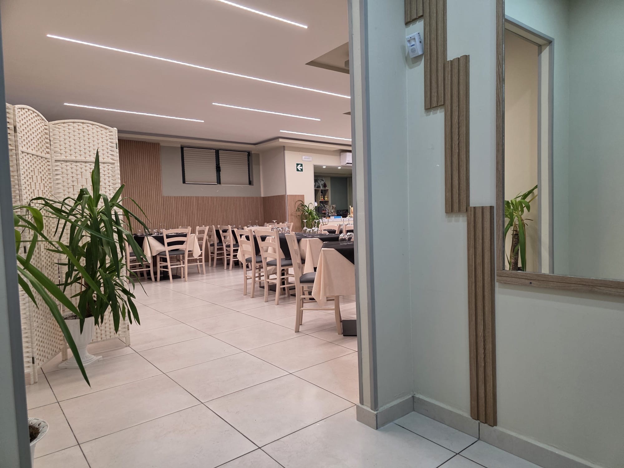 Restaurant interior 3